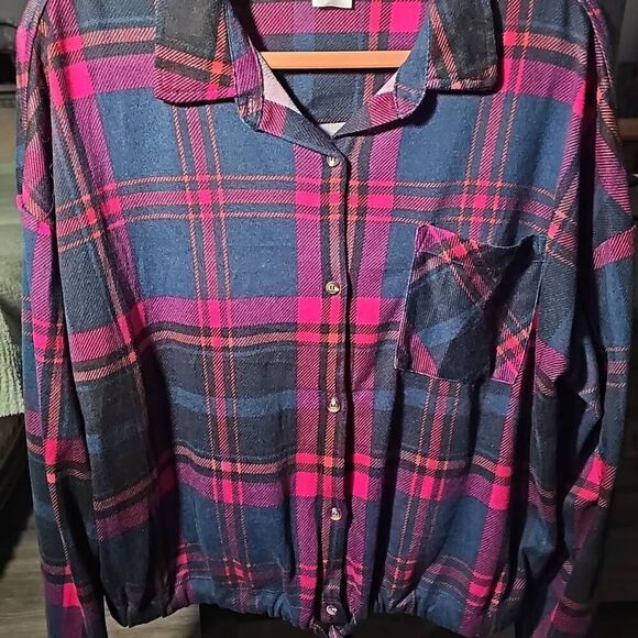 NOBO, No Boundaries plaid longsleeve flannel button-down, 3X, Draw tie, Crop Top - Picture 4 of 8